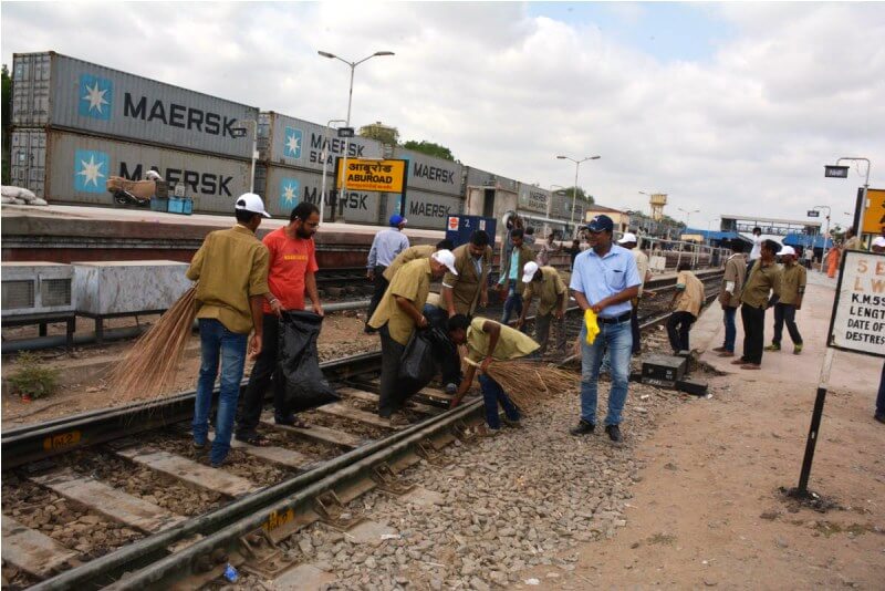 railway-hamsafar-abhiyaan-abu-road-3