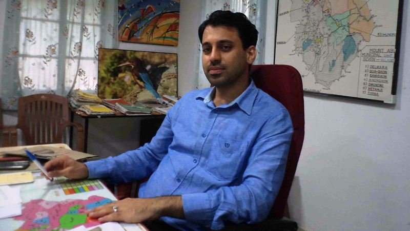उपजिला कलेक्टर अरविन्द पोसवाल ने नगरपालिका आयुक्त पद का भार संभाला