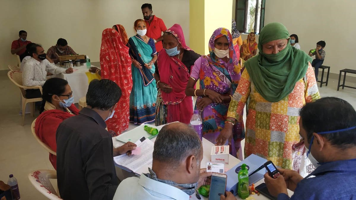 कोरोना वेक्सिन मुहीम को लेकर पार्सद मुस्तेद, वार्ड 18 में 1 दिन में 260 टिके लगे