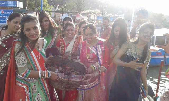 सुहागनों के अखण्ड सुहाग का प्रतीक गणगोर सम्पन्न