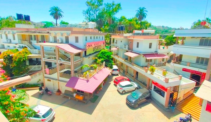 HOTEL SHANTI