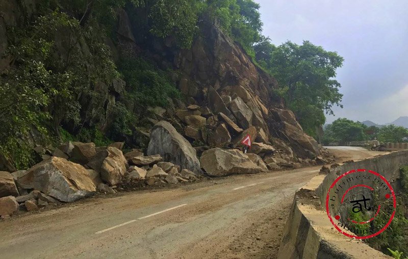 Road clearing work is completed and its totally safe; Roads are active for Mount Abu