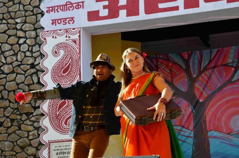 देशी विदेशी पर्यटक ने आबू में किया नये वर्ष का स्वागत