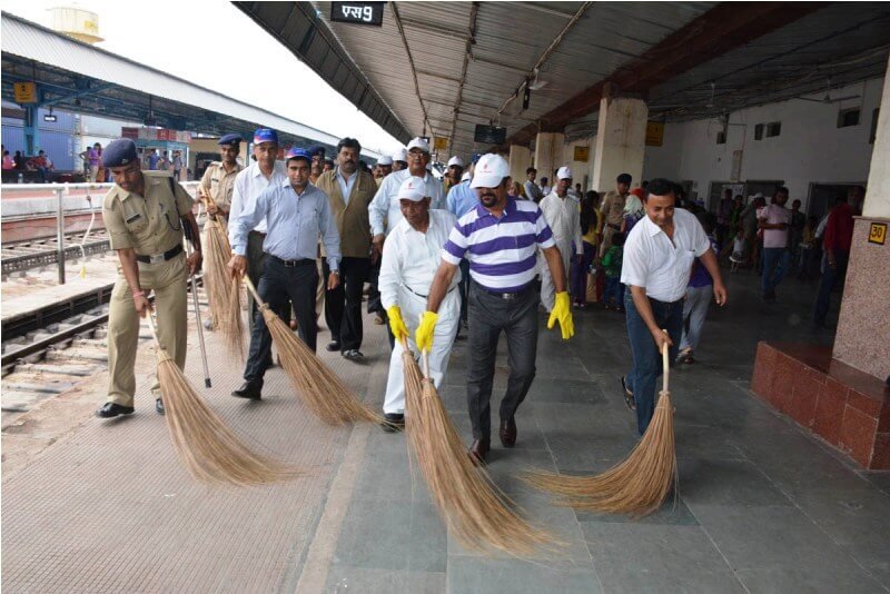 ओपचारिकता बना सफाई अभियान, फोटो सेशन मात्र रहा अभियान