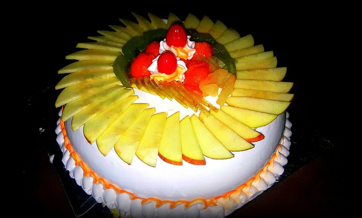 Lets go round and round with making of 'cakes' at Hotel Swagat Bakery, Mount Abu