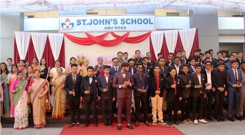 सेंट जाॅन्स स्कूल में विदाई समारोह ’’वेलोमा’’ संपन्न